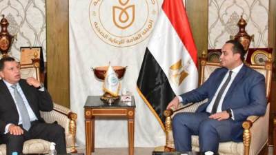 "السبكي" يبحث التعاون مع مستشفيات "كليوباترا" لتدريب الأطباء على الجراحات الروبوتية