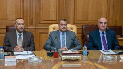 "وزير الإنتاج الحربي" يبحث مع "رئيس المركزي للتنظيم والإدارة" سبل التعاون المشترك