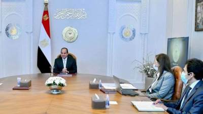 الرئيس السيسي يتابع تطور المؤشرات الاقتصادية 