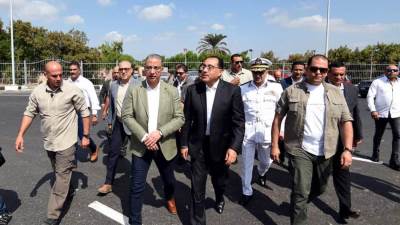 رئيس الوزراء يؤكد أهمية أعمال التطوير المُنفذة في منطقة السواقي بالفيوم