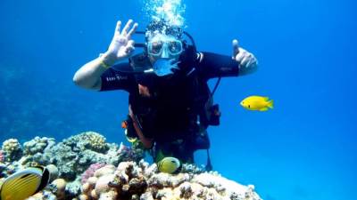 "الرياضة" تنظم زيارة لمدينة شرم الشيخ لطلاب جامعتي قناة السويس وكفر الشيخ