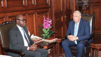 وزير الزراعة يستقبل رئيس مؤتمر الأطراف بالأمم المتحدة المعني بالتصحر لبحث التعاون