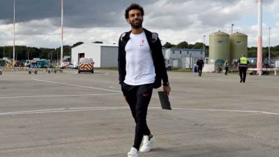 صلاح ورفاقة يغادرون لـ إيطاليا قبل لقاء نابولى في دوري الأبطال