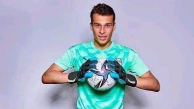 بعد ضياع حلم الاحتراف.. محمود جاد يوقع للزمالك 4 سنوات