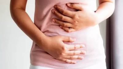 أسباب الشعور بالانتفاخ.. عادات وأمراض