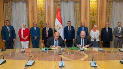 وزير الإنتاج الحربي يشهد توقيع بروتوكول تعاون بين الوزارة وجامعة القاهرة الجديدة للتكنولوجيا