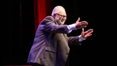 فيلم تسجيلى عن يحيى الفخرانى بتعليق سهير المرشدى فى ملتقى القاهرة للسينما والدراما