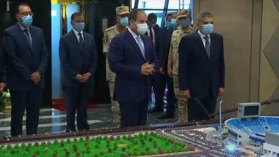 الرئيس السيسي يفتتح القرية الأوليمبية لقناة السويس ويتفقد استاد القرية