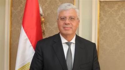 وزير التعليم العالي يُصدر قرارًا بإغلاق الأكاديمية الأمريكية للتدريب بالقاهرة