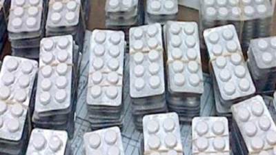 القبض علي راكب حاول تهريب عقار الترامادول بمطار القاهره