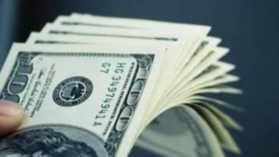 للمرة الثانية خلال شهر.. المالية ترفع سعر الدولار الجمركي إلى 19.35 جنيه