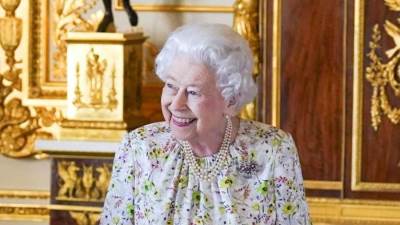 الرئيس السيسي يعزي العائلة الملكية في وفاة الملكة" إليزابيث الثانية" 