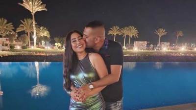 أول رد من بوسي على أنباء انفصالها