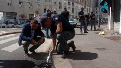 هلع في إيطاليا.. بعد عثور الشرطة على قنابل بشوارع ميلانو.. بالصور