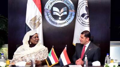 رئيس هيئة الاستثمار يبحث مع وزيرة التعاون الدولي السودانية سبل التعاون المشترك