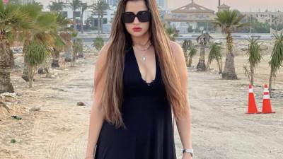 مني فاروق: أنا لا فارق معايا كلامكم والخوض في سيرتي واتقوا الله في سمعة بنت