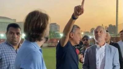 في أول ظهور له مع المارد الأحمر.. كولر يتفقد ملعب التتش بالجزيرة