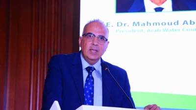 سويلم يشارك في جلسة "منتدى البيئة والتنمية.. الطريق إلى مؤتمر المناخ"