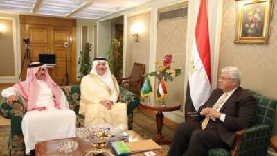 وزير التعليم العالي يستقبل السفير السعودي بالقاهرة 
