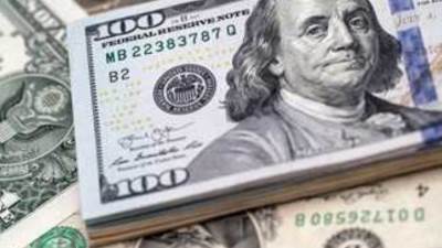 سلة العملات.. الدولار يتراجع ترقبا لبيانات التضخم الأمريكية واليورو يقفز
