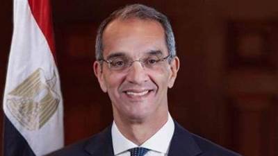 وزير الاتصالات: تشجيع الشركات العالمية العاملة في صناعة الإلكترونيات على التصنيع بمصر 