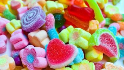 تحذير من الأغذية المحتوية على ثاني أكسيد التيتانيوم!