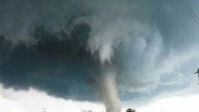 إعصار "مويفا".. لا تسافر لـ"شنغهاي" قبل أن تقرأ هذا الخبر 