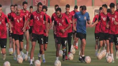 الأهلي يخوض مرانه المسائي استعدادا للموسم الجديد