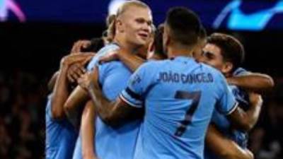 مانشستر سيتي ضيفا ثقيلا على وولفرهامبتون اليوم