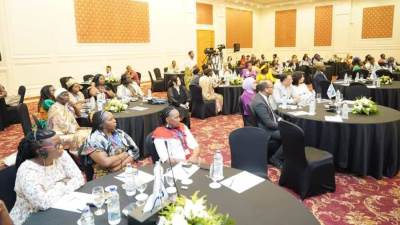 المعهد القومي للحوكمة والوكالة المصرية للشراكة يختتمان البرنامج التدريبي "القيادات النسائية الأفريقية"