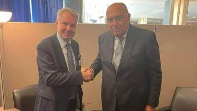 شكري ونظيره الفنلندي يؤكدان أهمية الانتهاء من الأطر التعاقدية