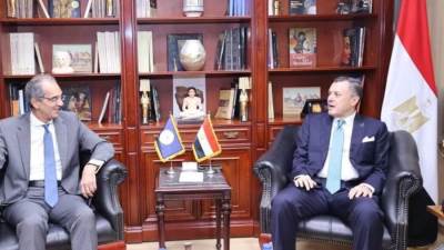 وزيرا السياحة والاتصالات يتابعان مستجدات الموقف التنفيذي للمشروعات الخاصة بالتحول الرقمي لوزارة السياحة