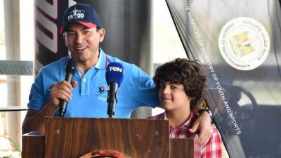 «صبحي» يُكرم زين الحمصاني لحصوله على المركز التاسع في بطولة دولية للكارتينج