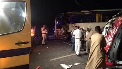 إصابة 13 سائحا أرمينيا ومصريين في تصادم سيارة نقل مع أتوبيس بشرم الشيخ