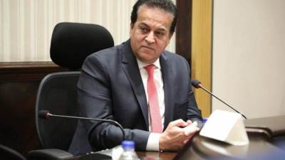 وزير الصحة يكرم فريق القافلة الطبية المصرية بدولة السودان عقب انتهاء مهام عملهم