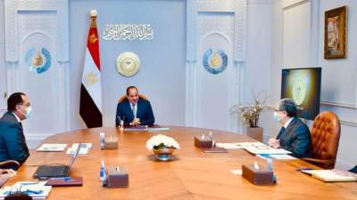 الرئيس السيسي يستعرض جهود تطوير منظومة صناعة الألمونيوم في مصر