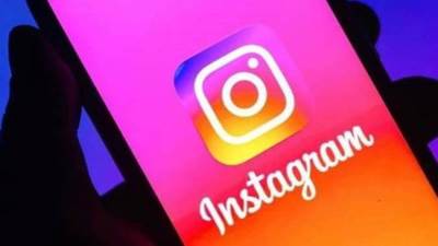 «إنستغرام» يغير استراتيجيته الشهيرة الخاصة بتشغيل القصص وإنشائها