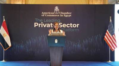 وزيرة التخطيط تجتمع مع أعضاء غرفة التجارة الأمريكية في القاهرة 