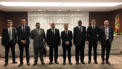 وزير النقل يبحث مع نائب رئيس ميتسوبيشي المستجدات الخاصة بإعادة تأهيل 58 قطار مترو