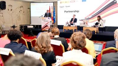 وزير التجارة: 2.7 مليار يورو حجم التبادل التجارى بين البلدين العام الماضي