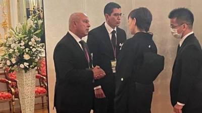 وزير النقل ينوب عن السيسي في جنازة رئيس وزراء اليابان الأسبق