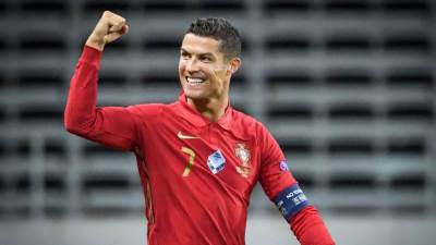 رئيس الهلال السعودي يكشف سبب فشل صفقة التعاقد مع رونالدو