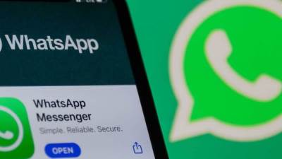 واتساب يعمل على إصلاح خطأ أمني "خطير" 