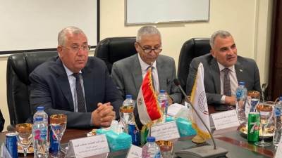 القصير يؤكد على توجيهات السيسي بوضع استراتيجية لتنمية الثروة السمكية في مصر