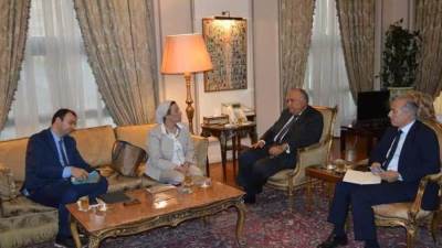 شكري يستقبل وزيرة البيئة للتنسيق ومتابعة عملية الإعداد لمؤتمر المناخ