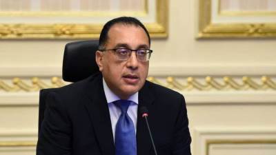 رئيس الوزراء يتابع مستجدات برنامج رد الأعباء التصديرية 