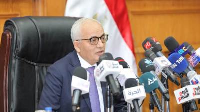 وزير التعليم يصدر قرارا بشأن نظام الدراسة والتقييم لطلاب الصفين "الرابع والخامس" الابتدائي