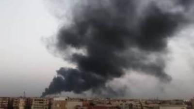 الحماية المدنية تسيطر على حريق هائل داخل مصنع فوم بالعاشر من رمضان