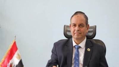 مدبولي يصدر قرار لتجديد تعيين الشحات الغتوري رئيسا لمصلحة الجمارك