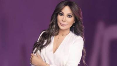 "ما عندي شيء أضيفه".. إليسا تعيش قصة حب مع حبيب مجهول